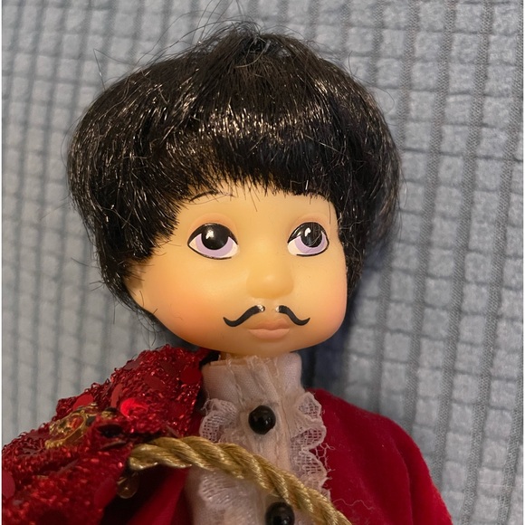 Marie Osmond Bug Ball Collectible Dolls - Picture 5 of 6